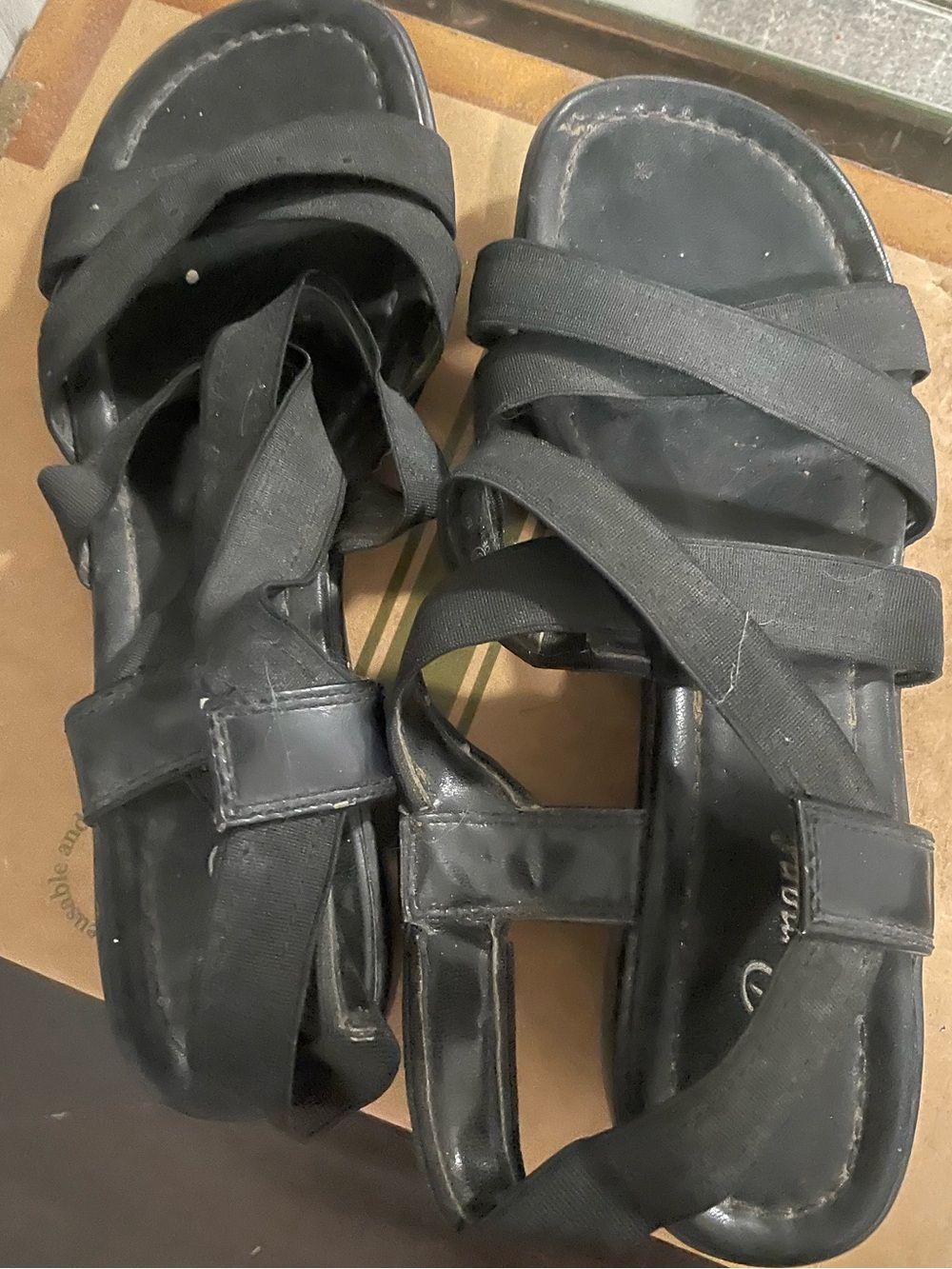 Women’s Black Strappy Comfort Sandals by Penman's Size 9